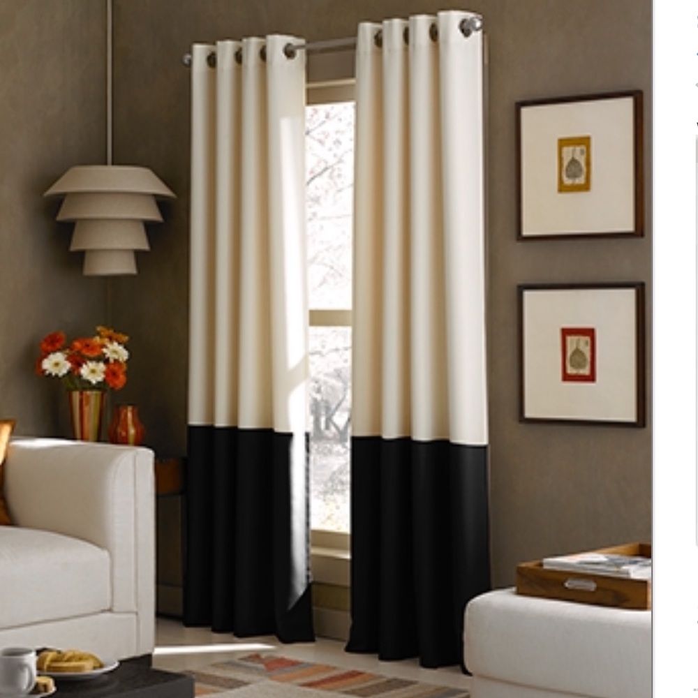 New🌟 Cream & Black Drapes! 120”L x 52”W large Grommet
